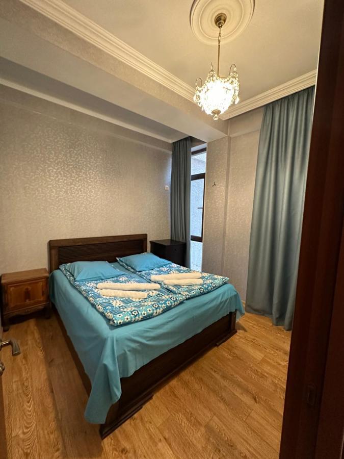 Sun Apartment Tbilisi Buitenkant foto