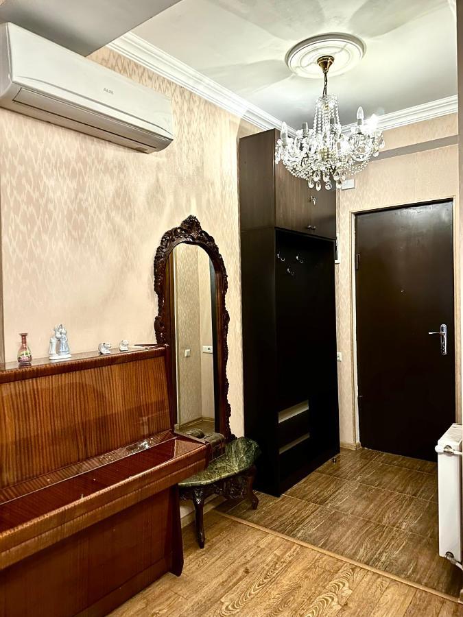 Sun Apartment Tbilisi Buitenkant foto